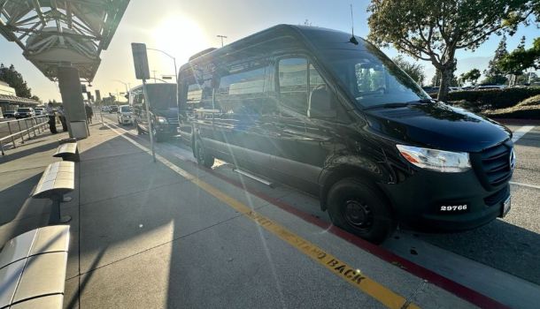 Ontario Airport Transportation – Luxury Limo Service