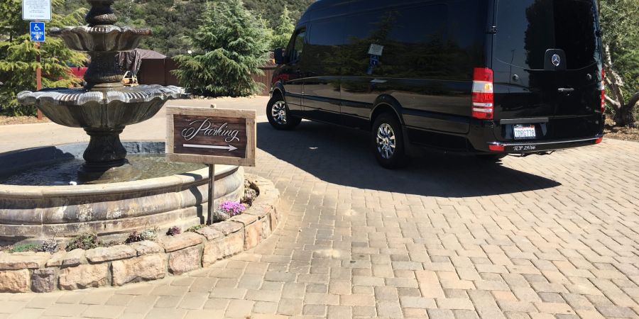 Ontario Limo Service – Luxury Travel Made Simple