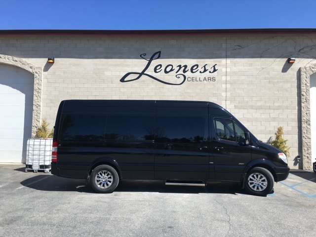 Ontario Limo Wine Tours – Luxury Chauffeured Getaways