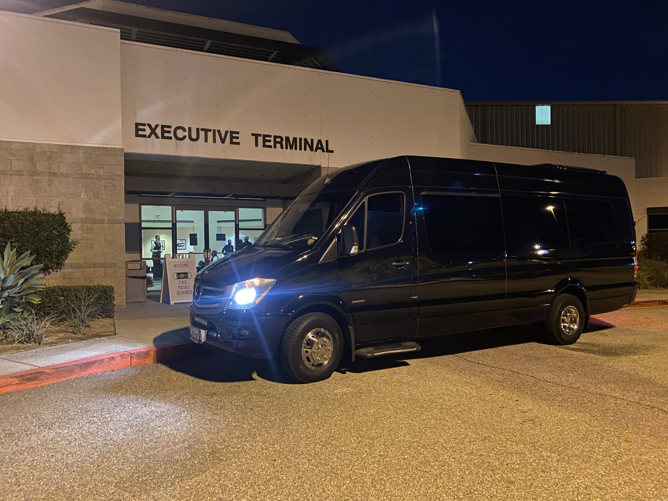 Productive Travel Starts with an Ontario Business Chauffeur