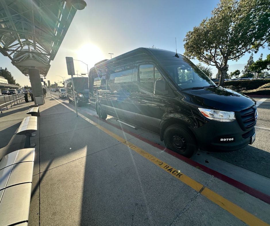 Ontario Airport Transportation – Luxury Limo Service