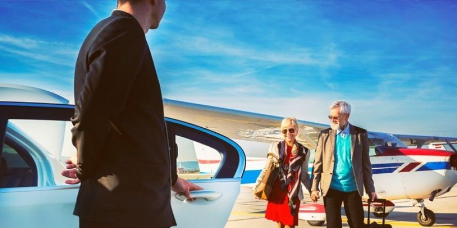 Limousine Service – A New Trend of Airport Transfer